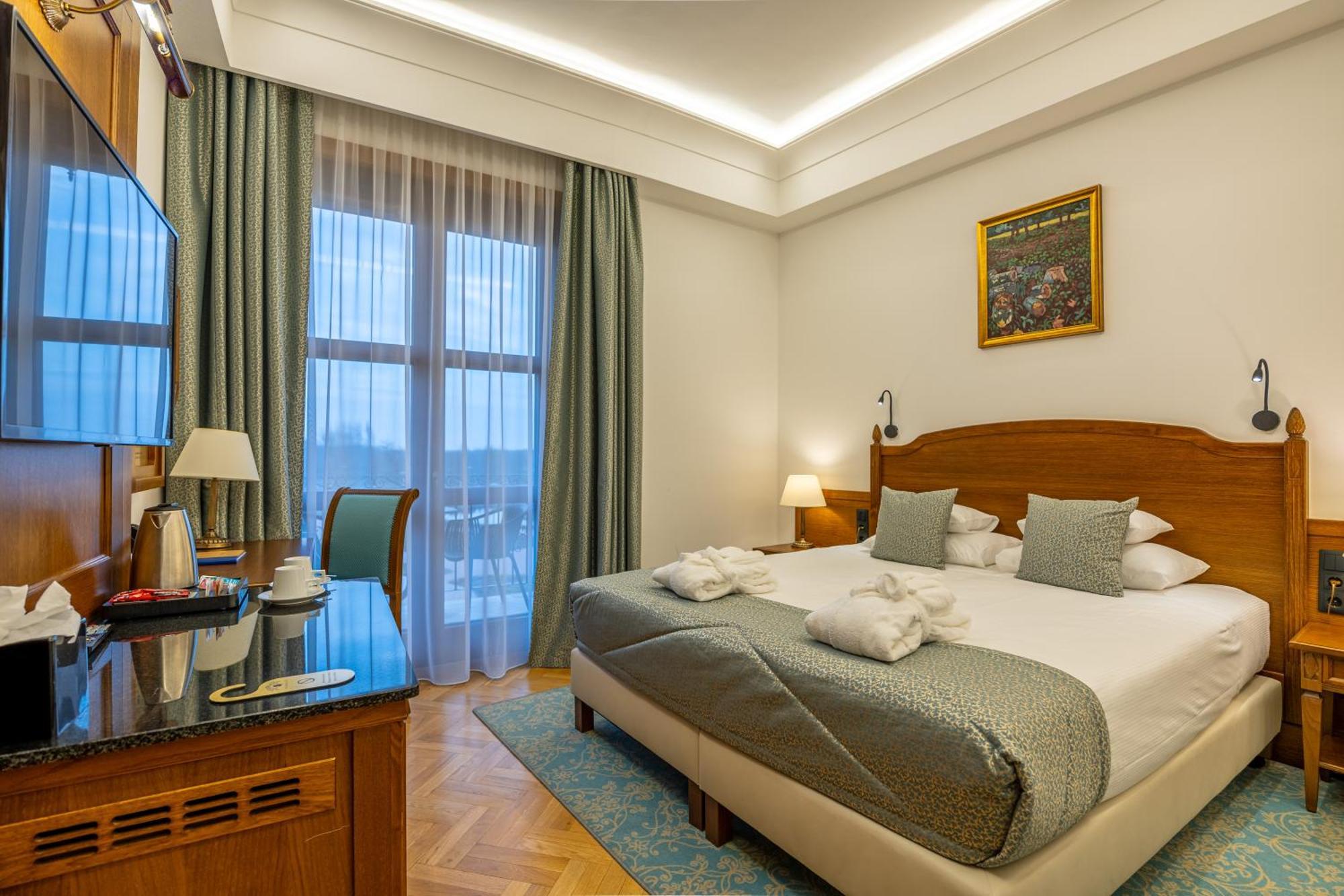 Hungarikum Hotel Lakitelek ภายนอก รูปภาพ
